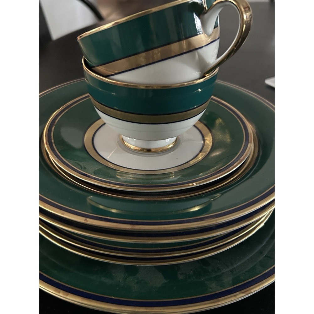 Muirfield Imperial Garden-Pattern 9221 Service Setting For 2 Plates Cups Saucers